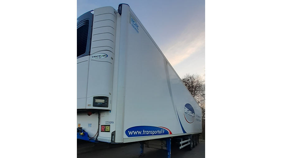 R3513 CHEREAU 2018 CARRIER VECTOR 1950MT 