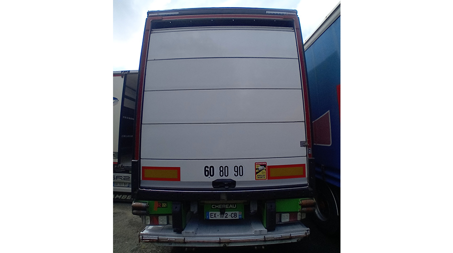 R3521 CHEREAU 2018 CARRIER VECTOR 1950MT 