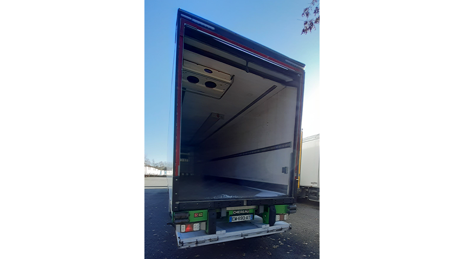 R3523 CHEREAU 2017 CARRIER VECTOR 1950MT 